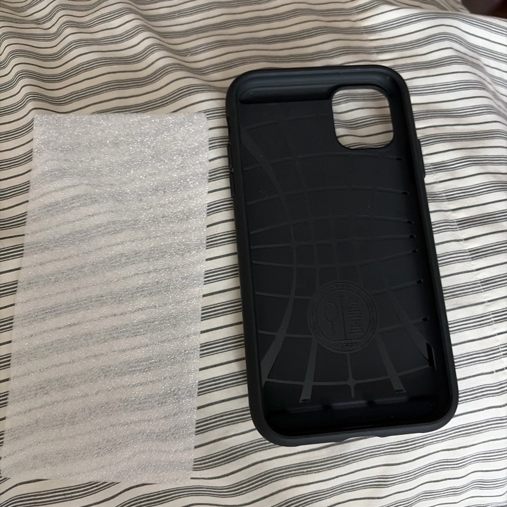 Spigen Slim Armor CS Case for iPhone 11 – New w/ Box (Card Holder, Gunmetal)